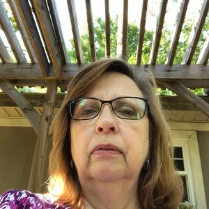 Meet your Posher, Kay